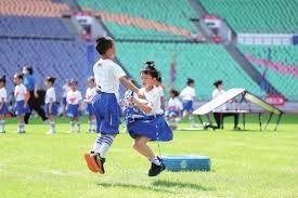 西甲联赛：皇家马德里损兵折将，莱万特换帅未尝败绩