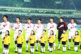 中超：山东泰山客场2-0完胜青岛队